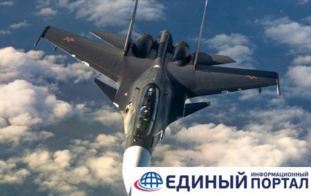 Минобороны РФ прокомментировало сближение Су-30 с самолетом США