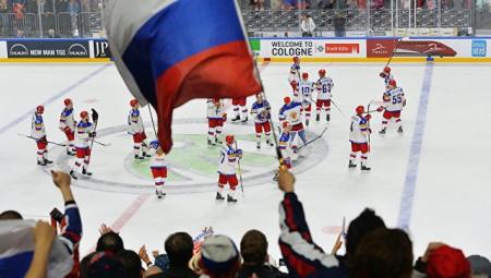 Сборная России по хоккею обыграла словаков и обеспечила себе участие в плей-офф ЧМ