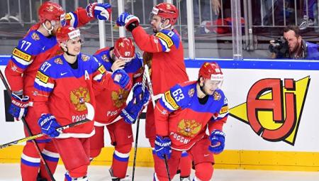 Сборная России разгромила команду Латвии на ЧМ по хоккею
