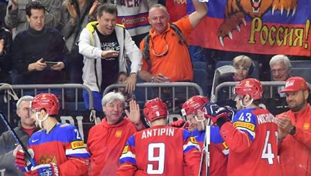 Сборная Россия завоевала бронзу чемпионата мира по хоккею