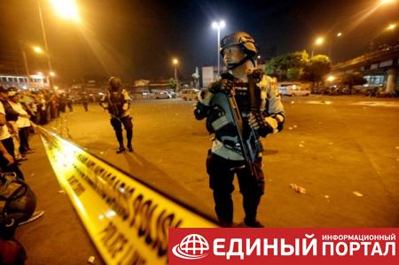 В столице Индонезии взорвали полицейских