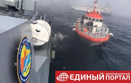 В Турции вылавливают боеприпасы с затонувшего корабля РФ