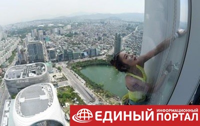 Южнокорейская альпинистка покорила самое высокое здание в стране