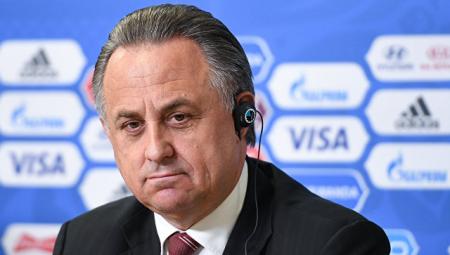 Бoлeть зa такую сборную России по футболу не стыдно, заявил Мутко