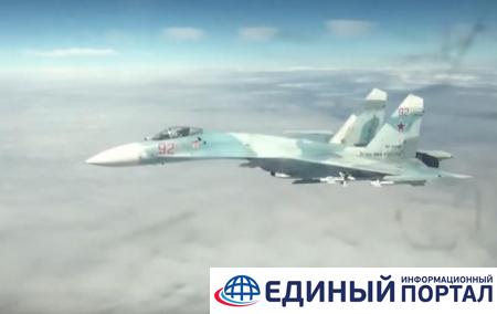 Появилось видео перехвата Су-27 самолетов США