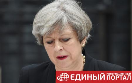 Премьер Британии извинилась за реакцию на пожар в Лондоне