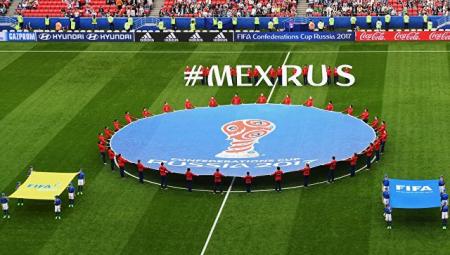 Пушков возмущен судейством футбольного матча между Россией и Мексикой