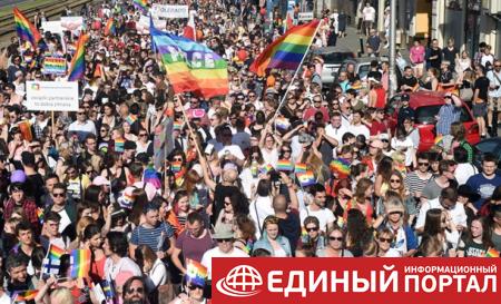 Тысячи человек вышли на ЛГБТ-марш в Варшаве