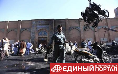 В Афганистане напали на мечеть: три человека погибли