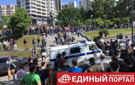 В РФ прошли первые задержания на акциях протеста