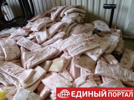 Россиянин попался на перевозке полутора тонн сала