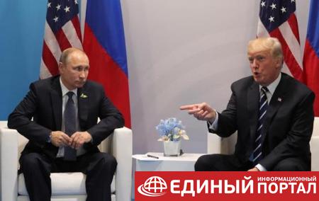СМИ: Трамп и Путин спорили 40 минут