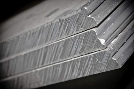 Алюминиевая плита АМГ6 и ее главные свойства