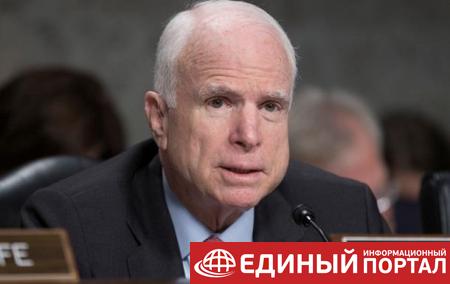 Маккейн: Визит Мэттиса в Украину поможет с оружием