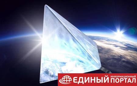 Запущенный на пожертвования россиян спутник сломался на орбите