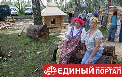 В России из-за массового отравления отменили Праздник топора