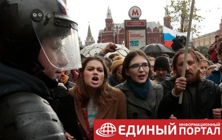 Акции в поддержку Навального в РФ: задержаны более 100 человек