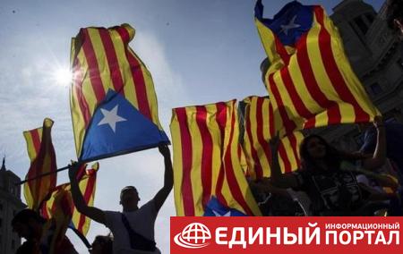 Италия не признала заявление главы Каталонии о независимости