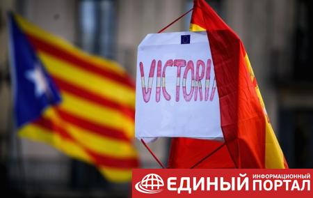 Суд Испании отменил декларацию о независимости Каталонии