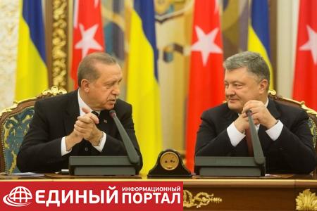 Зачем Эрдоган пообещал Порошенко не признавать Крым частью России