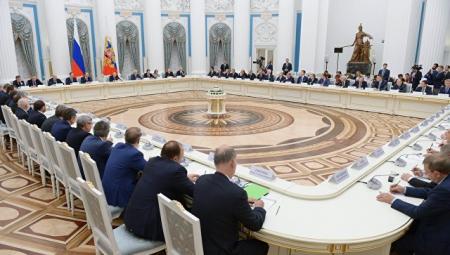 Обновления в культуре: члены президентского совета пообщались с Путиным