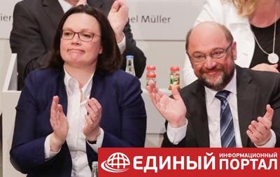 Пaртия Шульцa проголосовала за начало переговоров о "большой коалиции"