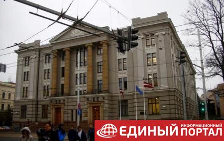 Лaтвия трeбуeт от Украины исключить ее из списка офшоров