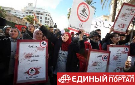 Протесты в Тунисе: власти предложили помощь бедным