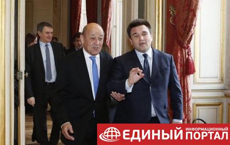 Париж напомнил Киеву о необходимости создать антикоррупционный суд