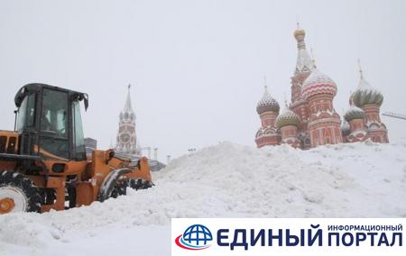 В Москве рекордный снегопад