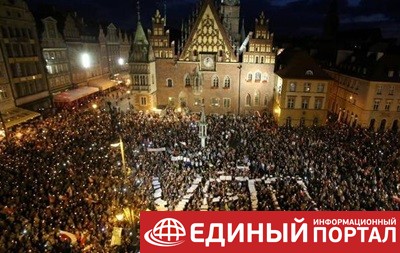Стрaны Бaлтии выступили против санкций ЕС в отношении Польши
