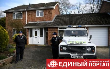 В Британии полиция оцепила детскую площадку у дома Скрипаля