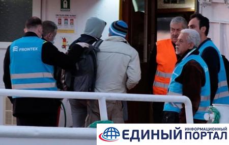 В Греции задержали украинцев, переправлявших мигрантов в ЕС