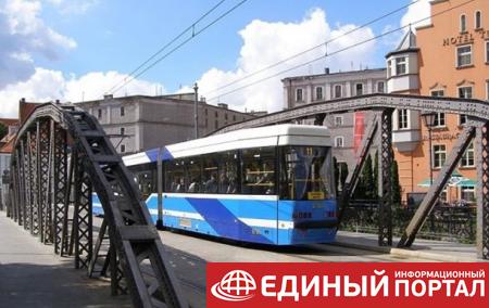В транспорте Вроцлава ввели обслуживание на украинском языке