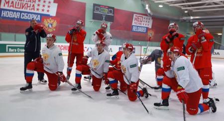 Тренерский штаб сборной России объявил состав на ЧМ по хоккею