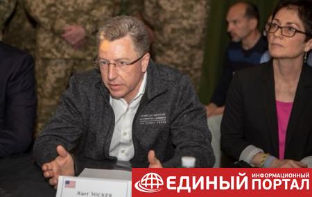 США выступают за миротворцев на Донбассе − Волкер