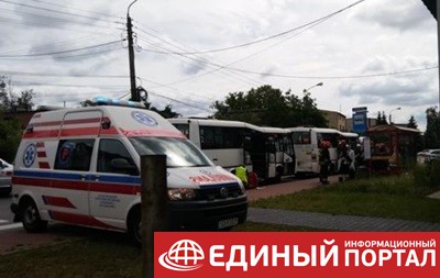 В Польше столкнулись автобусы: 17 пострадавших