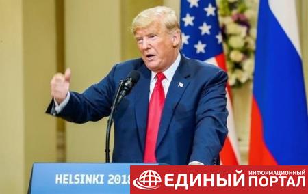 Трамп обвинил СМИ в попытках очернить встречу с Путиным