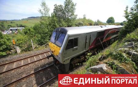 В Латвии поезд проехал над спящей между рельсами женщиной