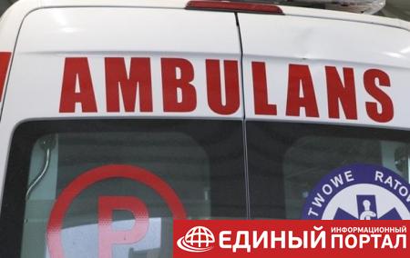 В Польше автобус протаранил два столба: 15 пострадавших