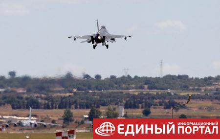 Пропавший российский самолет сбили ПВО Сирии – США