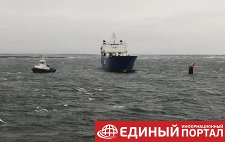 Эстонский паром потерял управление и застрял в Балтийском море