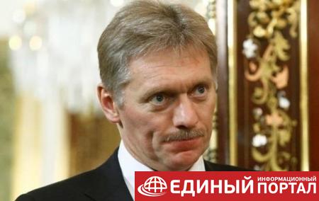 Песков предложил называть санкции "рестрикциями"