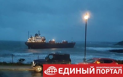 В Великобритании сняли с мели российское судно