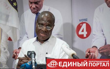 В Конго проигравший выборы кандидат объявил себя "президентом"