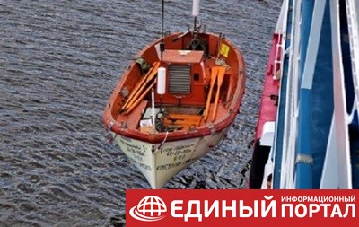 В Черном море нашли тело мужчины в шлюпке
