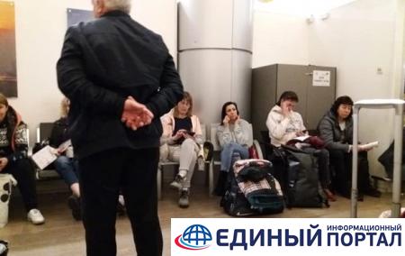 В аэропорту Израиля удерживали 140 украинцев