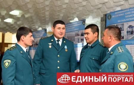Президент Узбекистана приказал военным и милиционерам похудеть