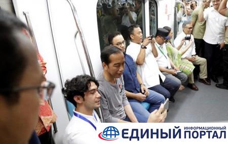 В Индонезии открыли первую в стране ветку метро