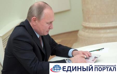 Госдеп назвал провокацией указ Путина по паспортам